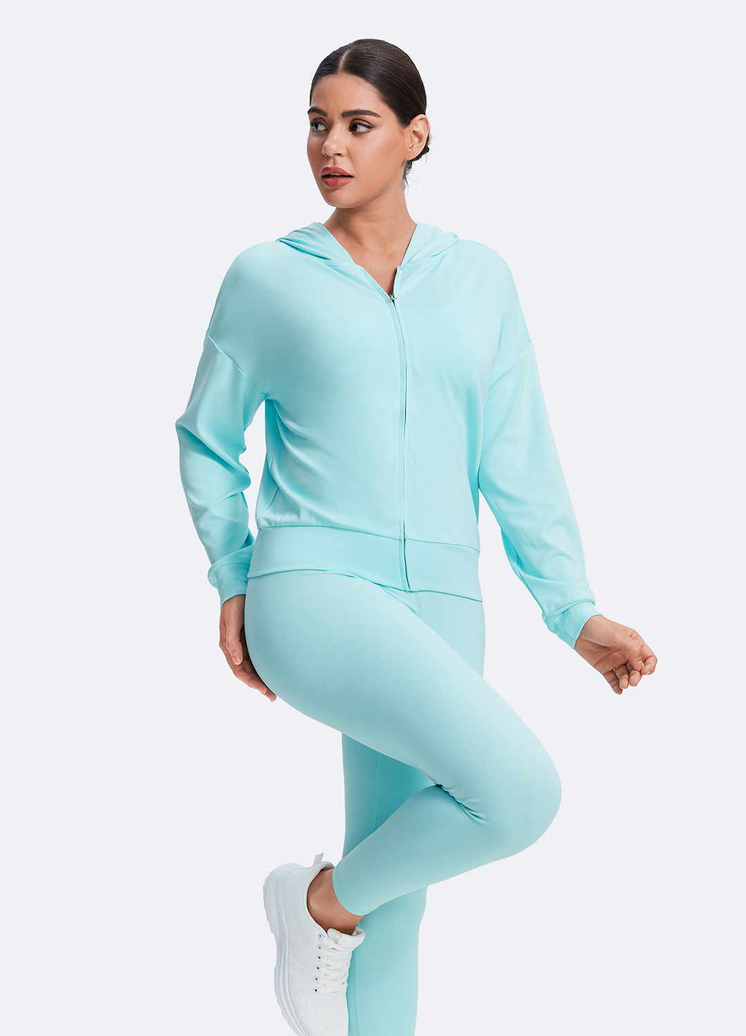 Hoodie im Classic Fit - Slimoa Boutique